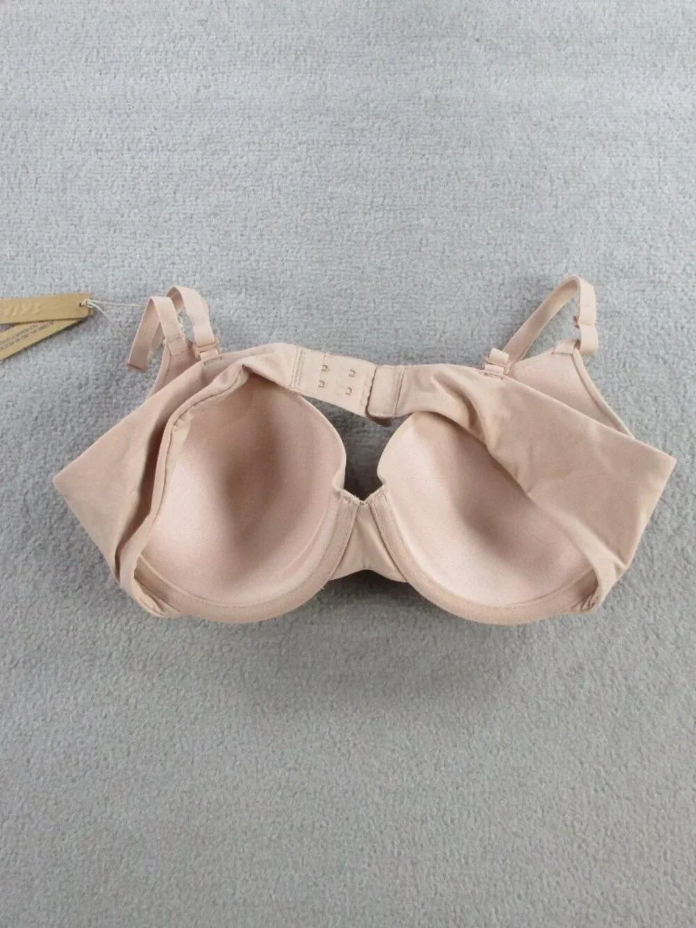 SKIMS Fits Everybody T Shirt Bra Womens 36B Mica Lightly Lined Soft Support NEW